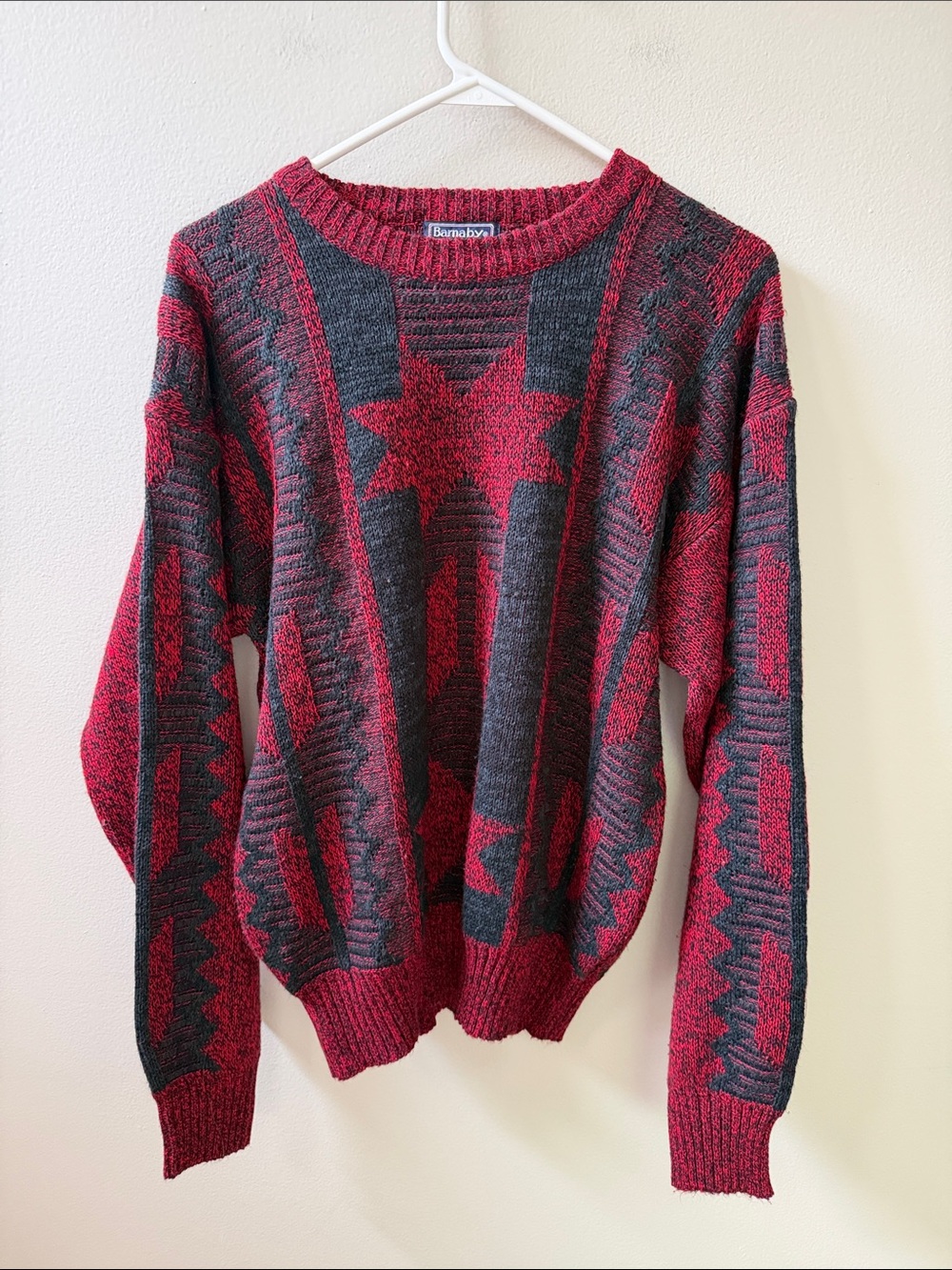 Barnaby Vintage-Inspired Red & Black Star Pattern Men's Sweater, Sz M
